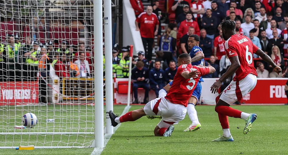 大连英博祝贺重庆铜梁龙冲超：祝愿贵俱乐部在中超再创佳绩